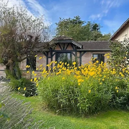 Les Cottages De Carine Saint-Marcel  Esterno foto