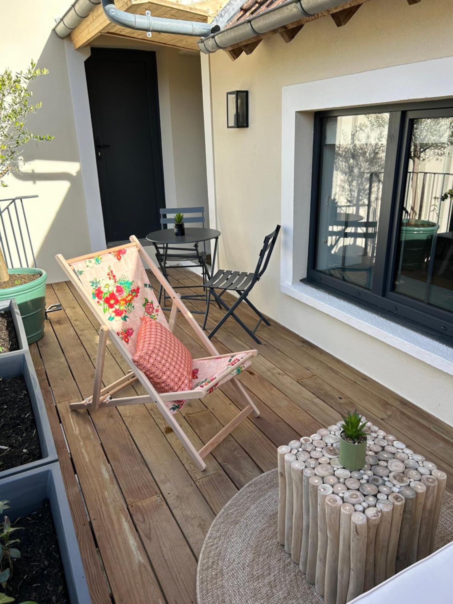 Les De Carine Apartment